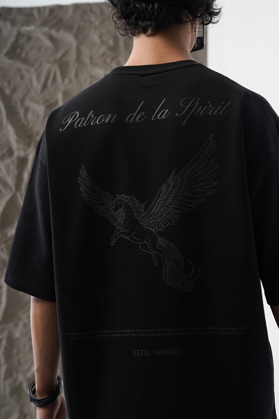 MEMBERS ONLY CLUB – TONAL BLACK
