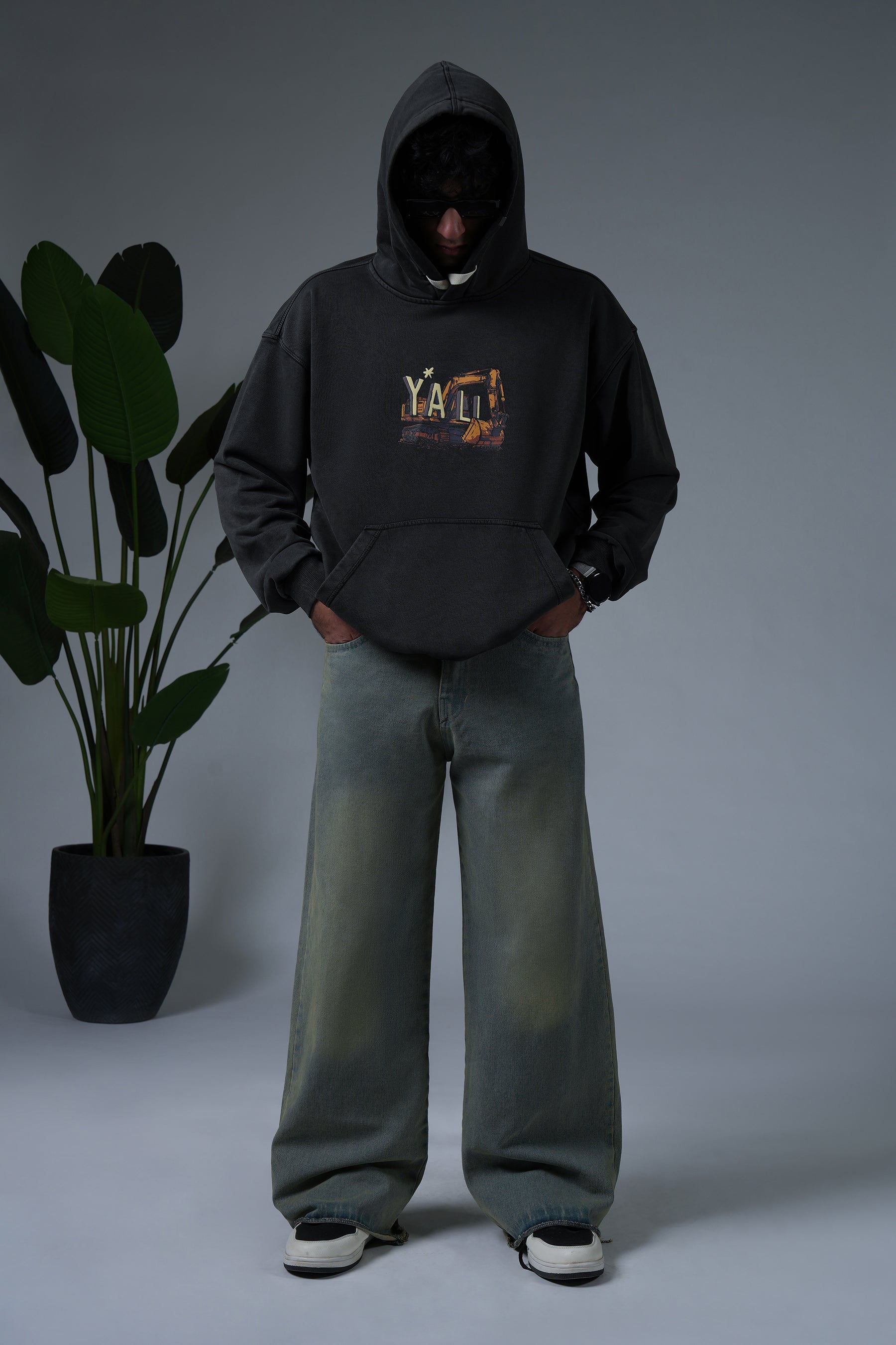 EARTHMOVER - ACID BLACK